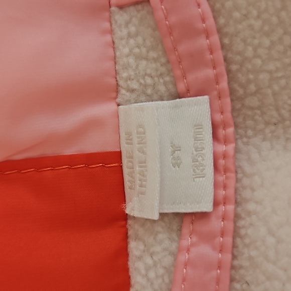 Burberry girls down vest - Picture 5 of 7